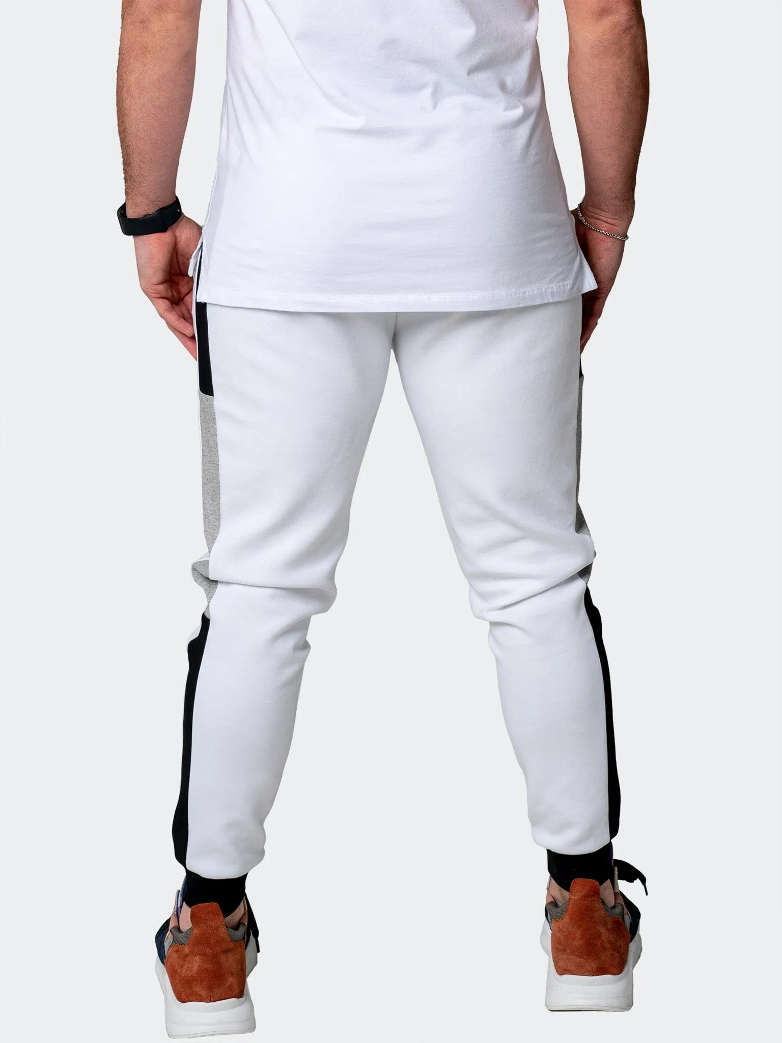 Jogger Legendary White