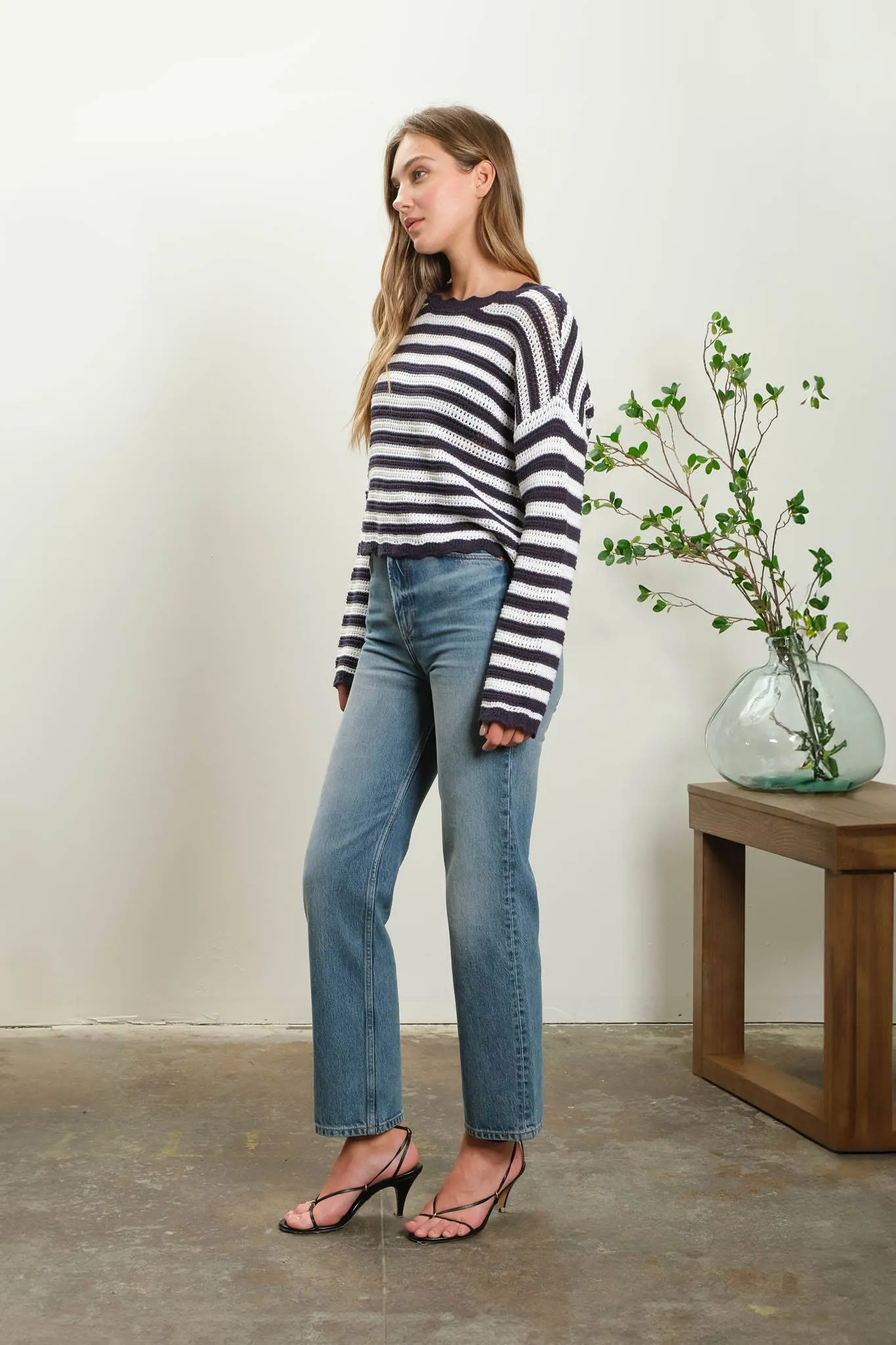 STRIPE SCALLOP TRIM KNIT PULLOVER SWEATER